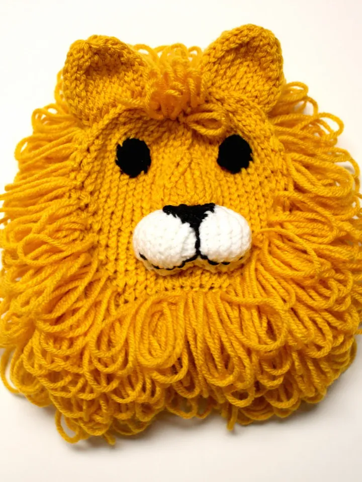 Knit Yarn Lion Hat with Mane, Crochet Animal Hats, Baby's First Photoshoot Prop, Christmas Gift Ideas for Babies, New Baby Hats, Wild Animal