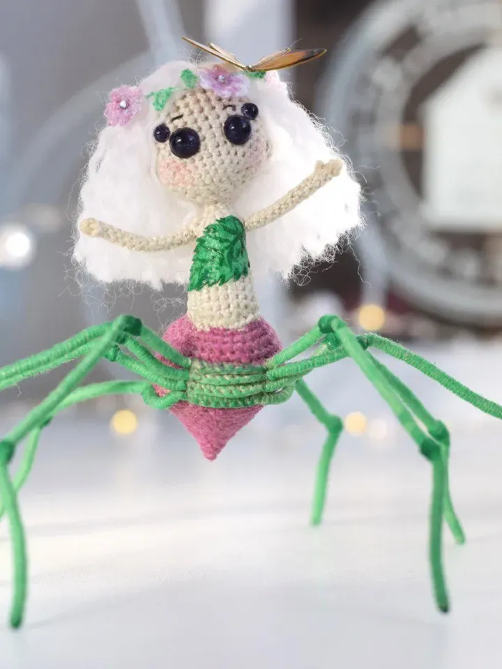 Creepy cute doll spider halloween gift for best friend collectibles art doll horror small gift for mom