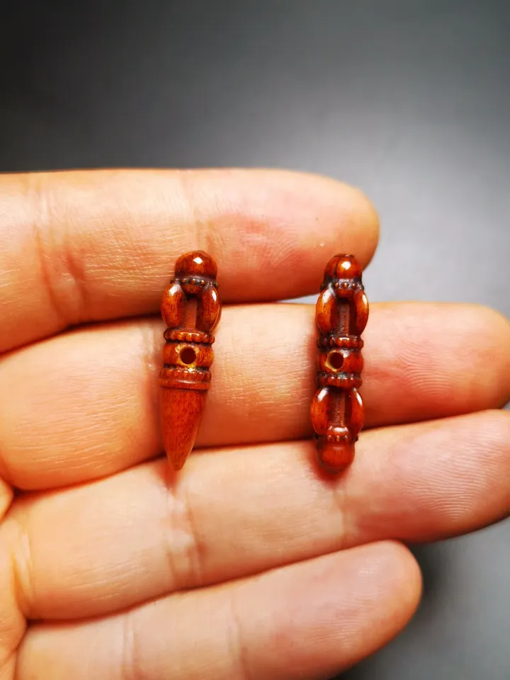 Gandhanra Tibetan Bone Carved Amulet Vajra and Kila(Dorje Phurba), Hand-Carved Pendant for Mala,Prayer Beads