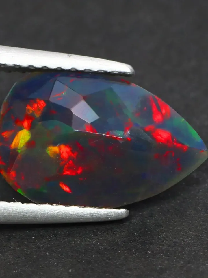 1.98 CT Sensational 3D Electric Red Flash Pattern 100% Natural Welo Black Opal