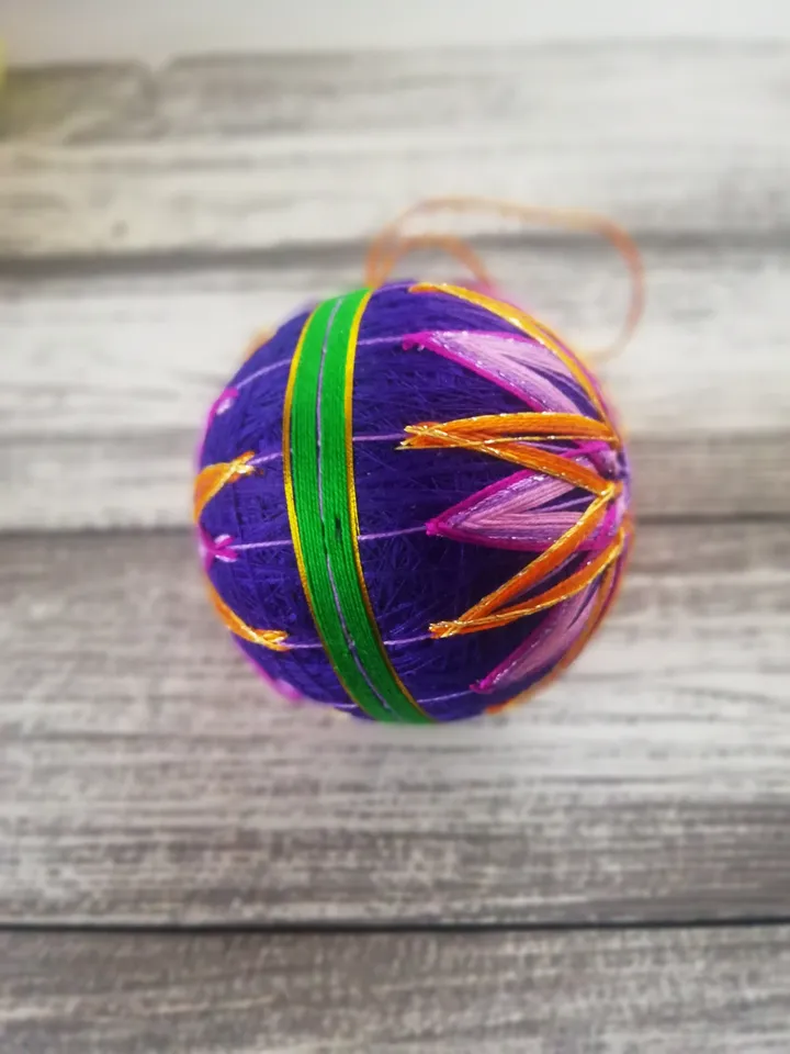Temari ball Christmas tree toy