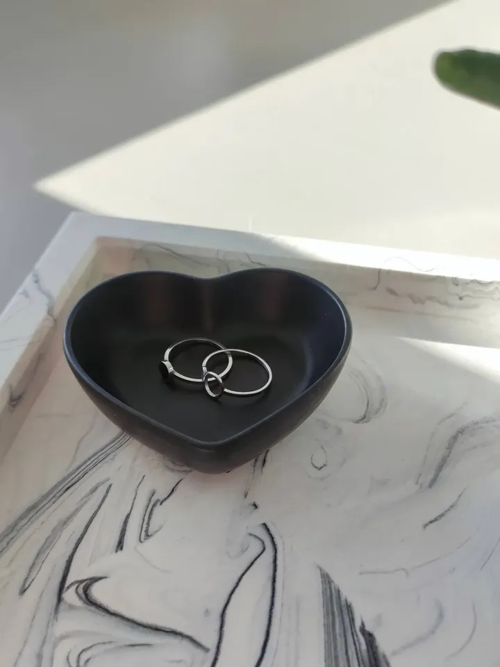 Cute heart-shaped decorative tray