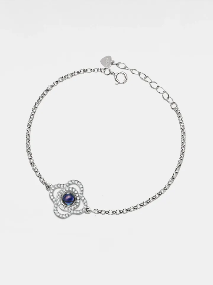 PERIMADE Clover Projection Bracelet • Personalized Picture Inside Bracelet • Sterling Silver Keepsake Jewelry • Trendy Best Friend Gift