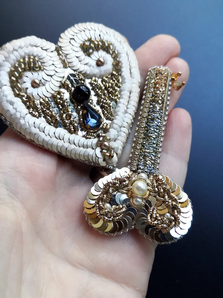 Paired brooch in the form of a heart and a key heart brooch gift for woman
