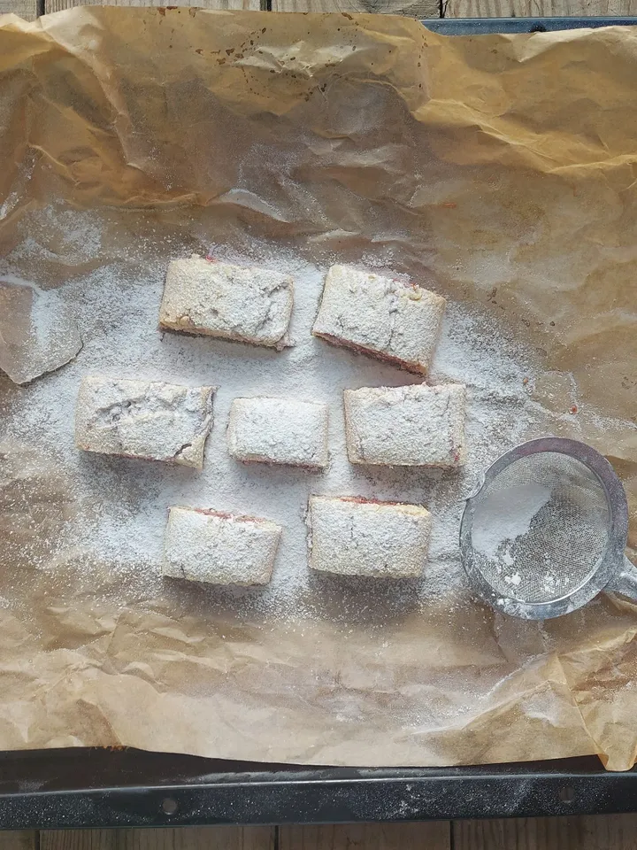 Homemade Shortbread Jam Cookies | Shortbread Linzer Cookies, Christmas Cookies, Holiday Jam Cookies, Ramadan Aid Cookies,Cookies Gifting Box