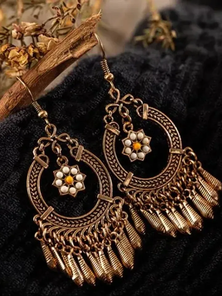 Gold Vintage Earrings, vintage earring, gold tassel earrings, vintage jewellery, tassle earring, boho earrings, bohemian earrings