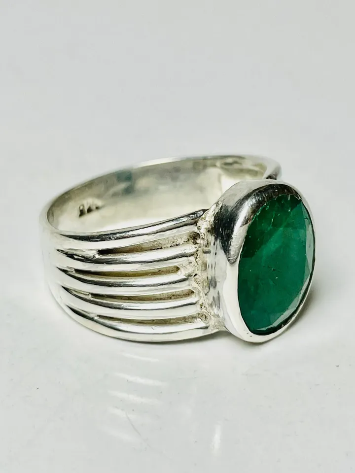 Emerald Ring, May Birthstone Ring, Solitaire Stone Ring, Sterling Silver Ring, Natural Gemstone Ring, 925 Silver Emerald Ring, Oval Emerald