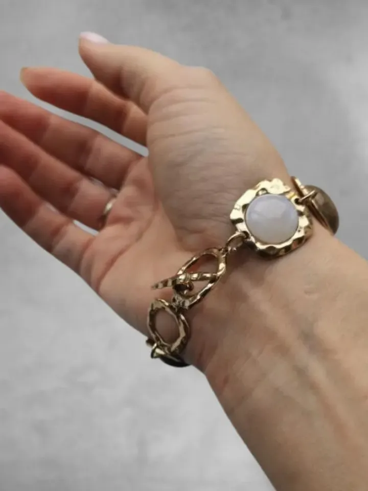 chunky adjustable gemstone chain bracelet, chunky bracelet, chunky gold bracelet, chunky gemstone bracelet