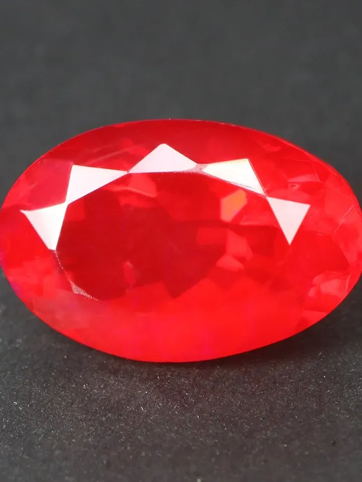 4.64 CT World Class Rarest 100 % Natural Fire Red opal From Ethiopia