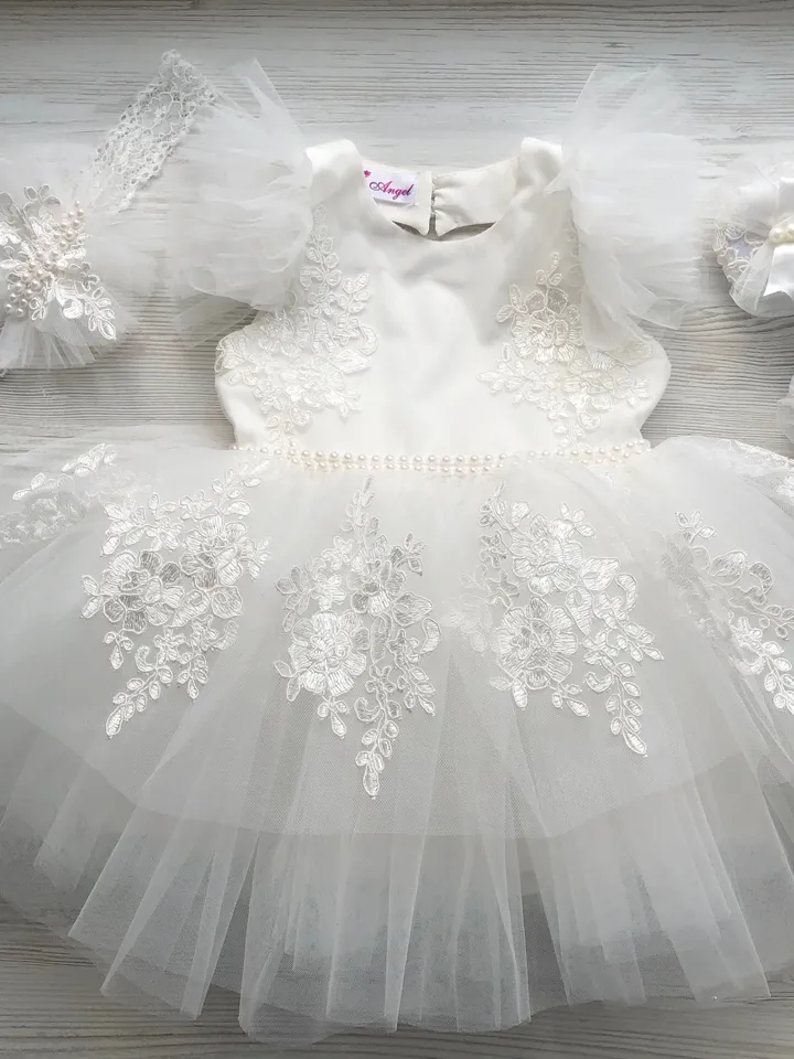 Ivory dress with lace, headband and shoes for girl. First birthday outfit for girl. Baptism outfit. Christening gown. Flower girl dress.