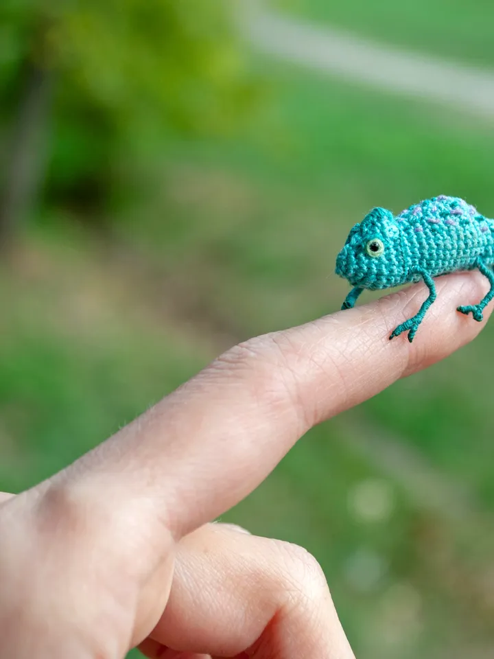 Tiny teal-green CHAMELEON, Miniature Turquoise exotic animal reptile, Chameleon mini figurine for dollhouse or diorama