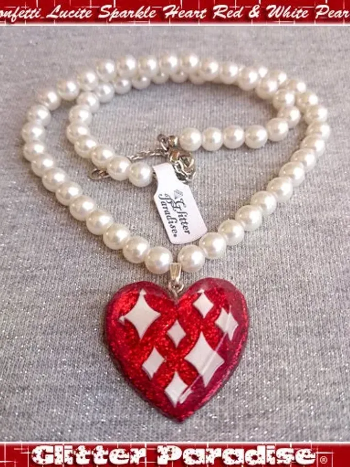 Lucite Sparkles Heart Red & White Pearls - Necklace - Confetti Lucite - Retro - Mid-Century Modern - Heart Necklace - Glitter Paradise®