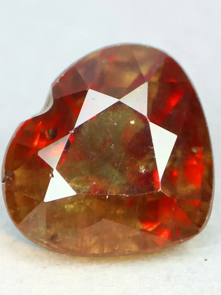 1.30 CT Rare Dazzling Fine Quality Gemstone 100% Natural Color Change Garnet