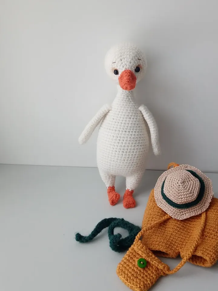 crochet goose, gift toy, white goose