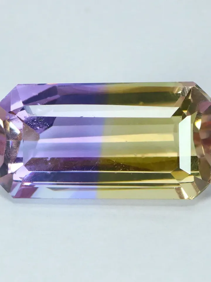 8.57 CT Outstanding Bi Color Purple & Golden Yellow Unheated 100% Natural Ametrine