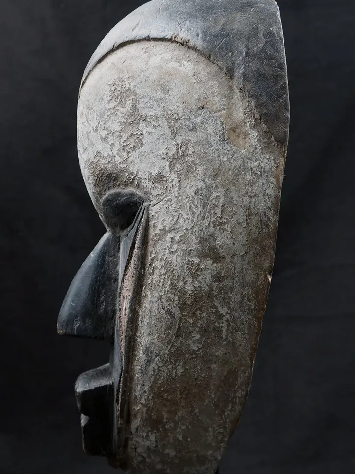 Salampasu Vintage African Mask art