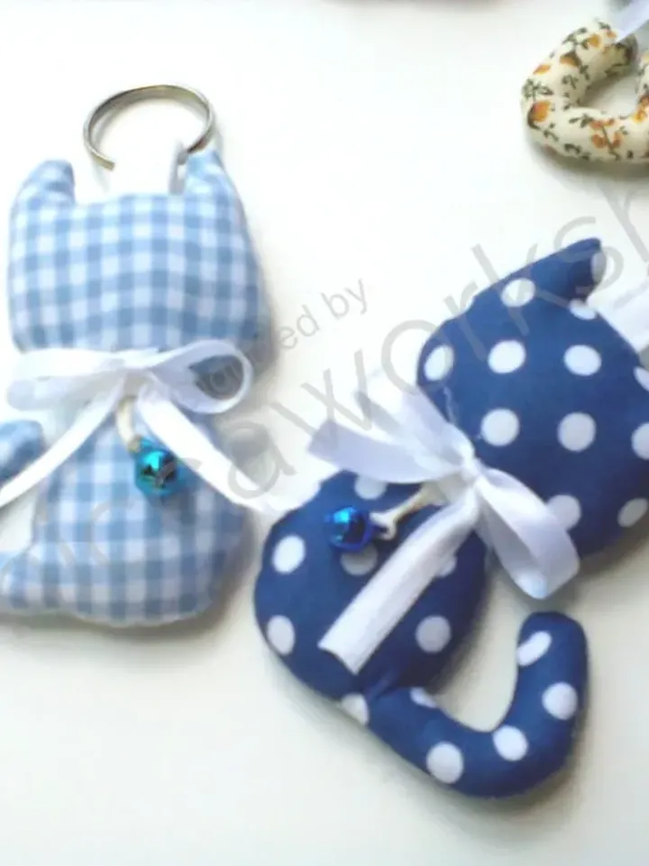 ITH Cat Key Ring  - Portachiavi Softie - Ricamo a macchina - DOWNLOAD DIGITALE -