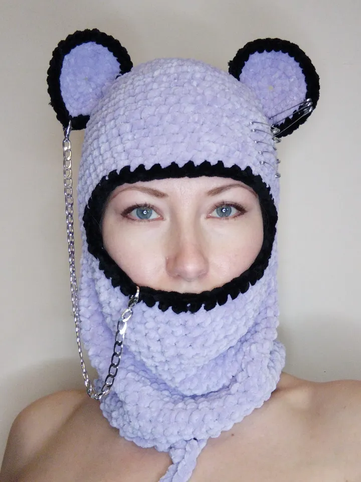 Pastel goth balaclava crochet Fluffy bear balaclava with chain Teens trendy balaclava Crazy bear balaclava hsnd knit