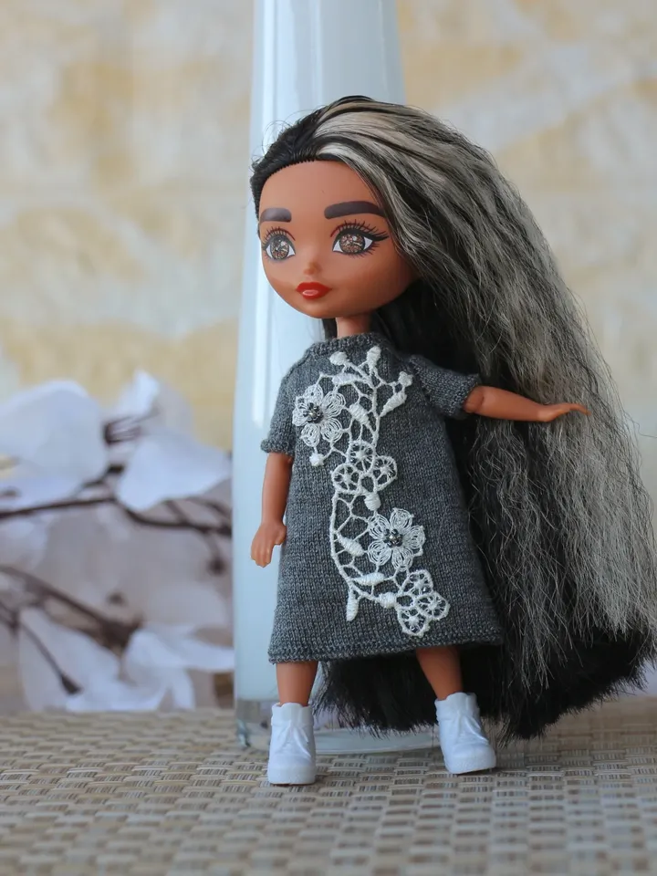 Barbie Extra Minis Dark Grey hand knitted Dress. Realistic miniature dress for 6" mini Barbie dolls.