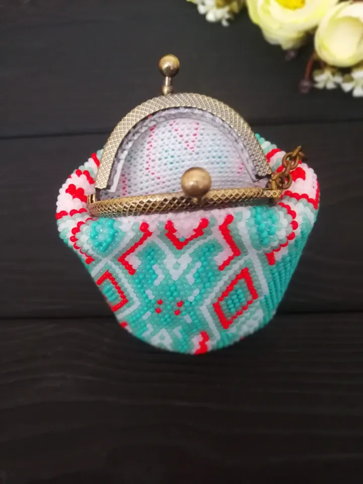 Bead Crochet Pattern Ladies' Wallet Cute Purse with a bow for coins