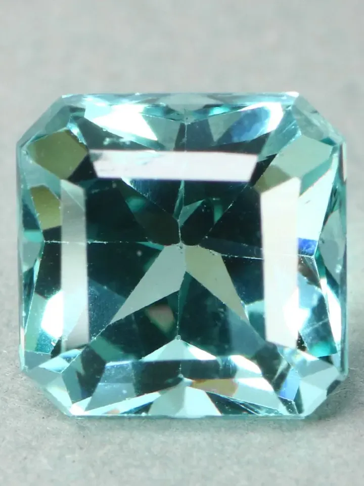 2.00 Ct Wonderful Fire Sparkling 100 % Natural Blue Green Apatite