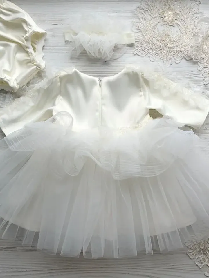 Baptism outfit for baby girl. Christening gown for baby girl. Dress with lace, pearls, headband and panties. Ivory baptism dress for girl.