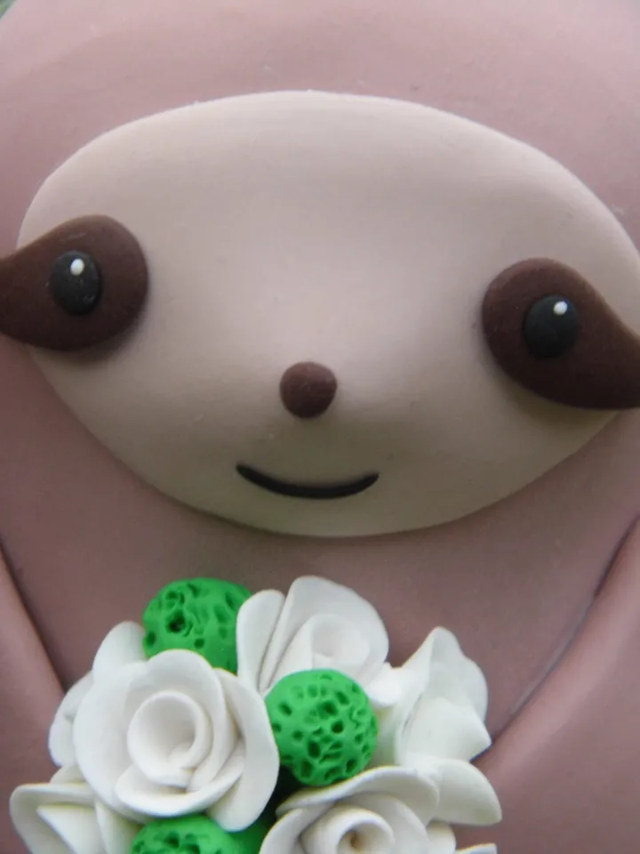 Rainforest wedding decor Personalized wedding cake topper Rainforest animals Personalized gift for wedding Sloth couple Sloth figurines