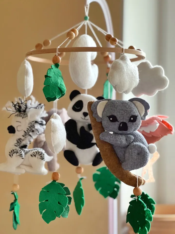 Safari mobile crib Animals felt mobile Bebe Baby mobile Musical