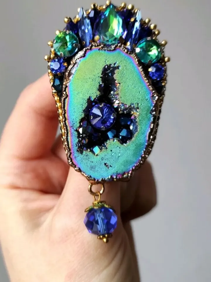 Druzy brooch, quartz brooch, quartz jewelry, stone brooch, druze brooch, gemstone brooch, brooch pin, chrystal brooch