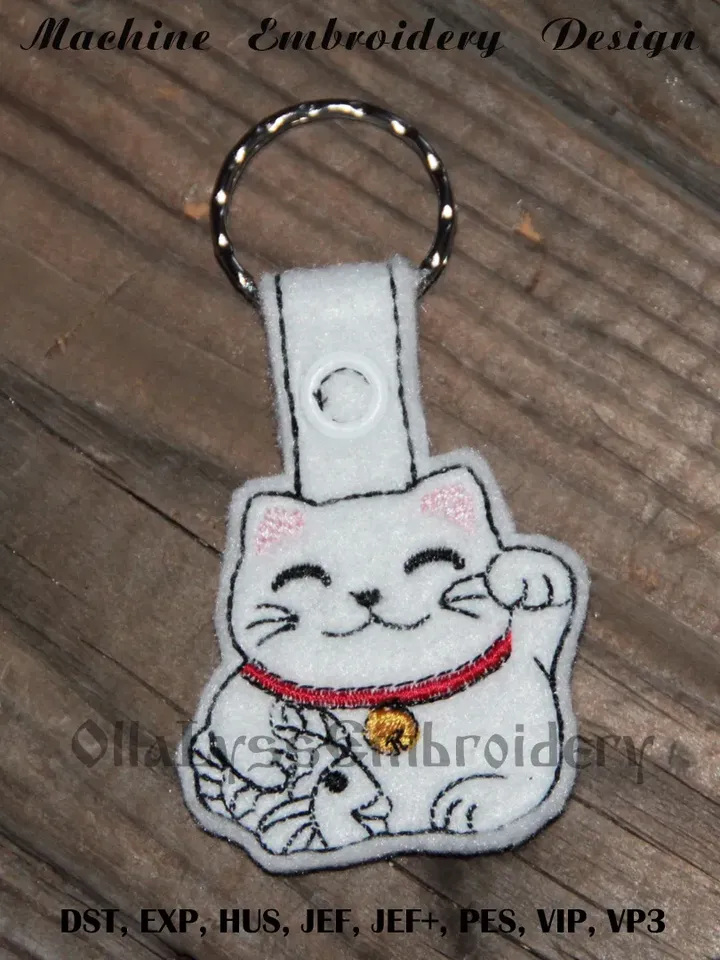 Maneki Neko ITH keychain