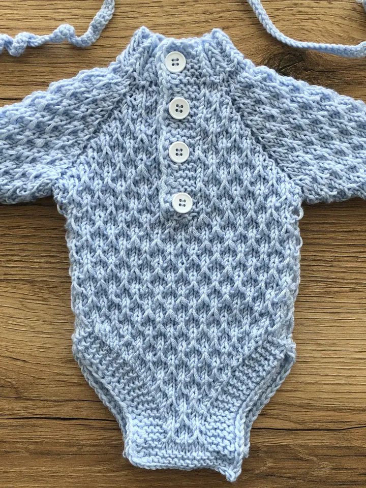 Blue knit romper, hat and booties for baby boy. Photo props for baby boy. Take home outfit for boy.