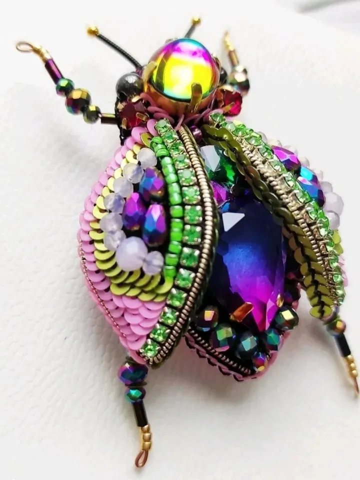 Beaded insect brooch, insect pin, mooth brooch, butterfly brooch, bug pin, bee brooch, bug brooch, insects, madam toto