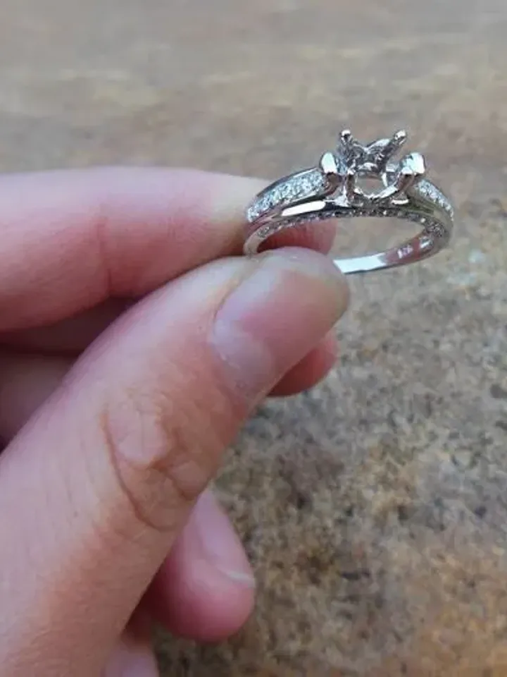 Solid 14K White Gold 4.5MM Round Shape Fashion Semi Mount Ring / Diamond Ring