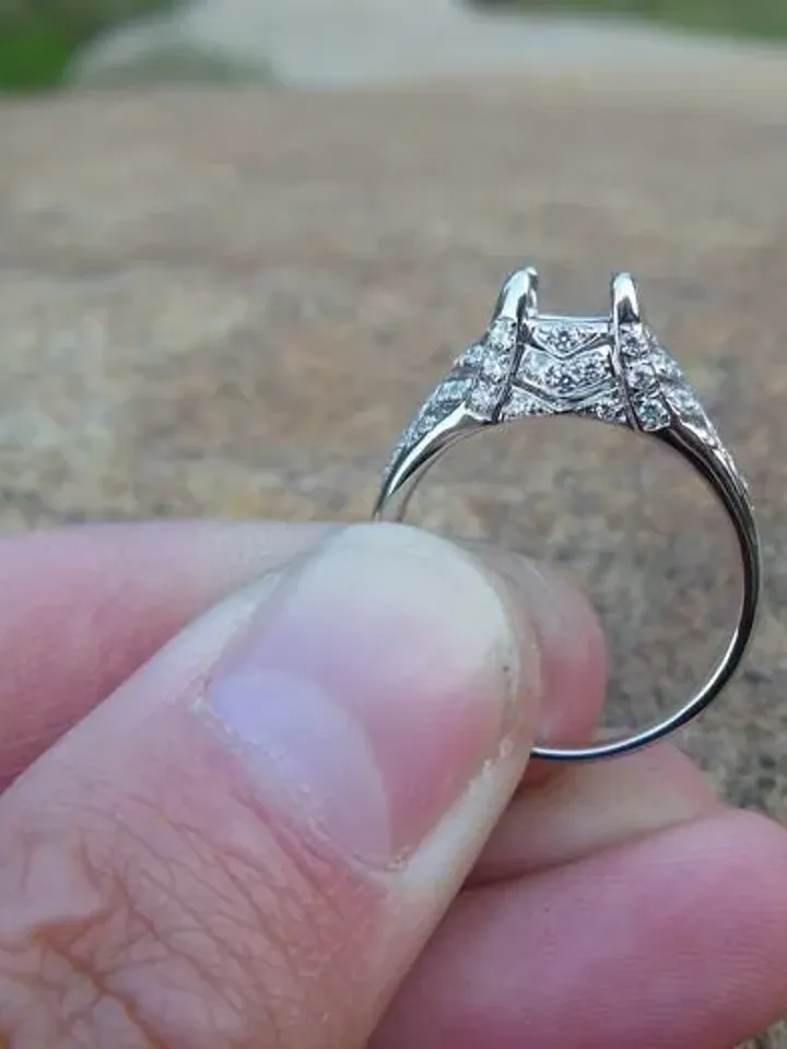 Solid 14K White Gold Round 6MM Fashion Semi Mount Ring / Diamond Ring / Engagement Ring