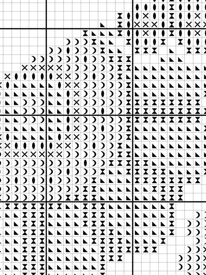 Traditional Cross Stitch Pattern. Flower Wreath cross stitch. Modern cross stitch.