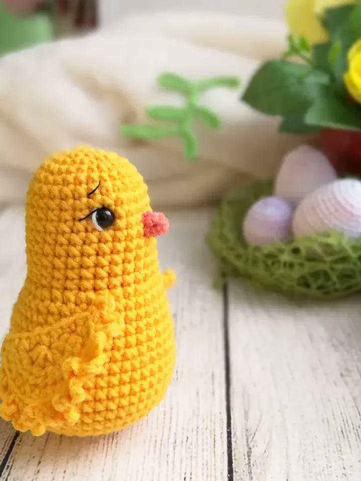 Crochet Easter chick pattern, amigurumi bird pattern. Crochet Easter decor pattern by CrochetToysForKids