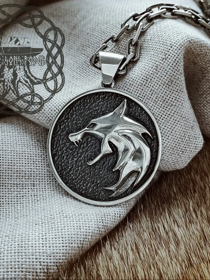 Witcher Medallion, Wolf School Medallion, Wolf Pendant, Sterling Silver Witcher Pendant, Wolf School Necklace
