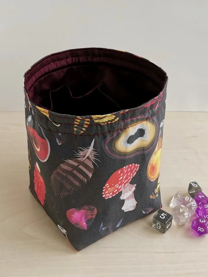 Large dice bag with pockets for 150-200 dice Witch potion