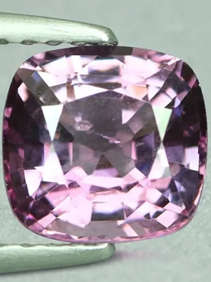 1.66 CT Sensational Quality Gemstone Unheated Pink 100% Natural Spinel