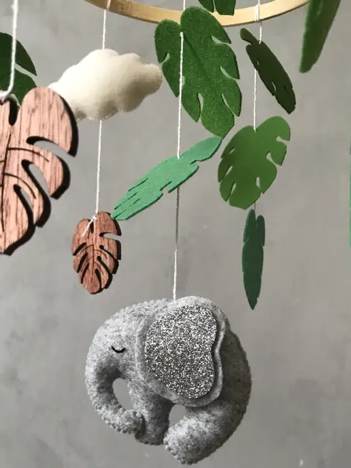 Elephant mobile for crib. Safari baby mobile. Jungle nursery decor. Safari baby shower gift