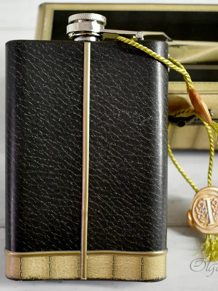 TALBOT metal flask for drinks