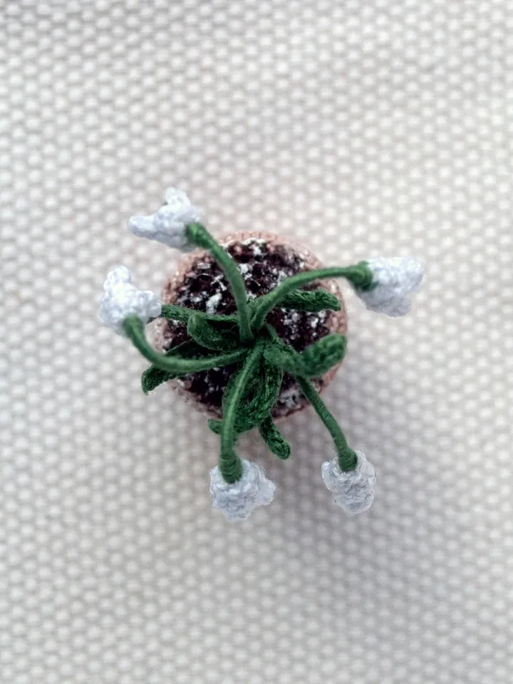 Miniature SNOWDROP in a pot, Tiny crochet white flower, Snow white Forest Flower, Fake Wild Flowers, Fairy garden plants