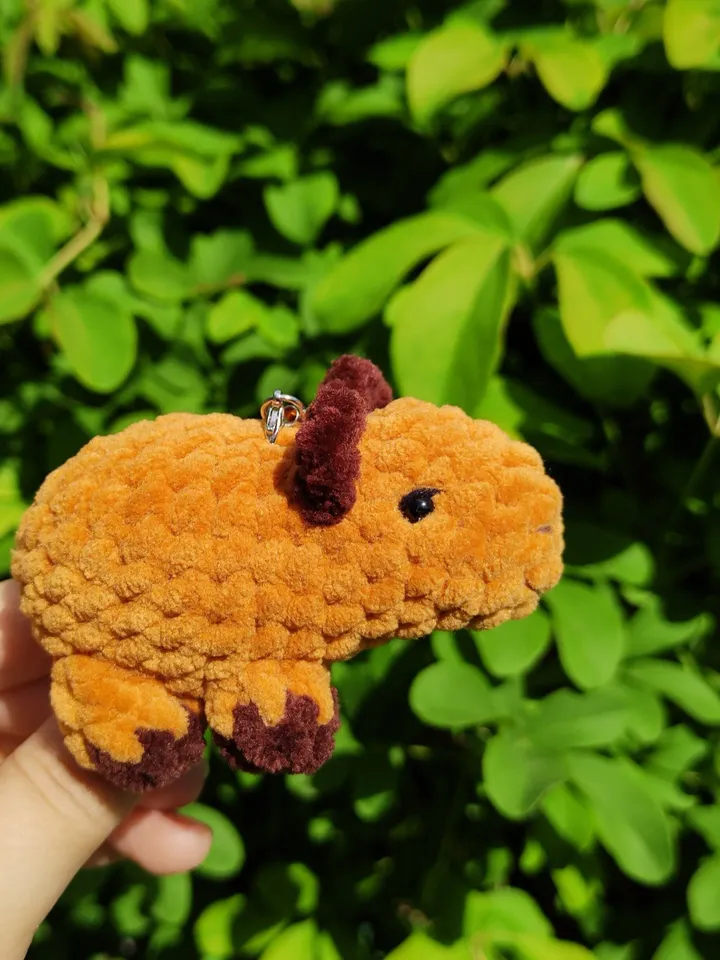 Crochet capybara keychain pattern, capybara plush, baby capybara, amigurumi capybara pattern