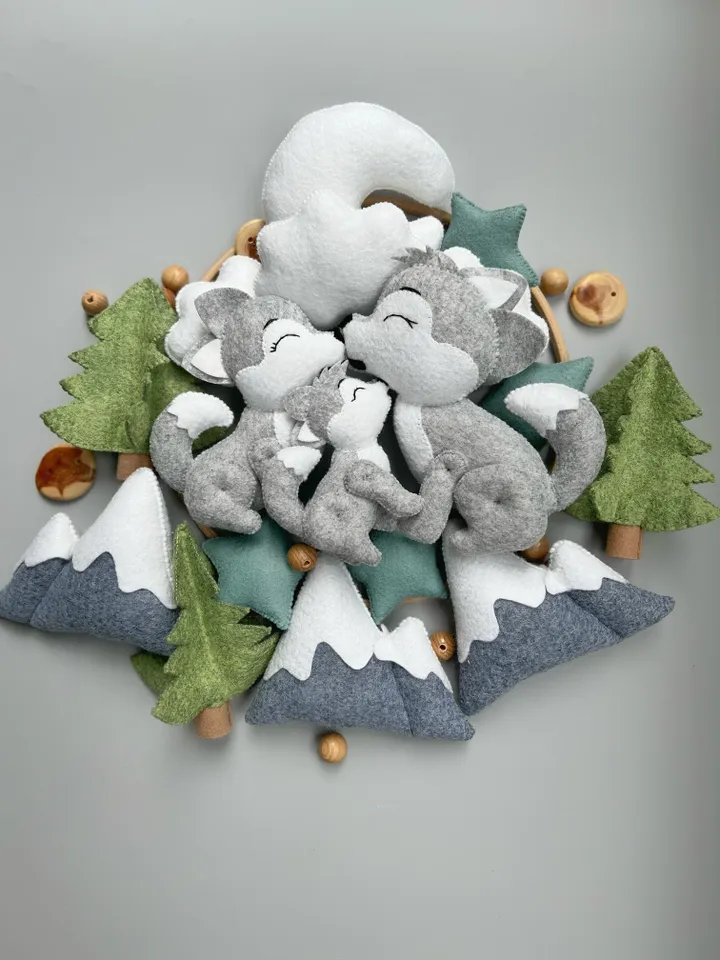 Wolf mobile Woodland mobile felt Boy mobile cot Mountains mobile crib Nursery decor