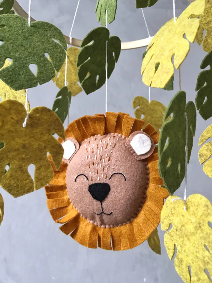 Lion baby mobile neutral nursery decor, Safari baby mobile, Jungle crib mobile