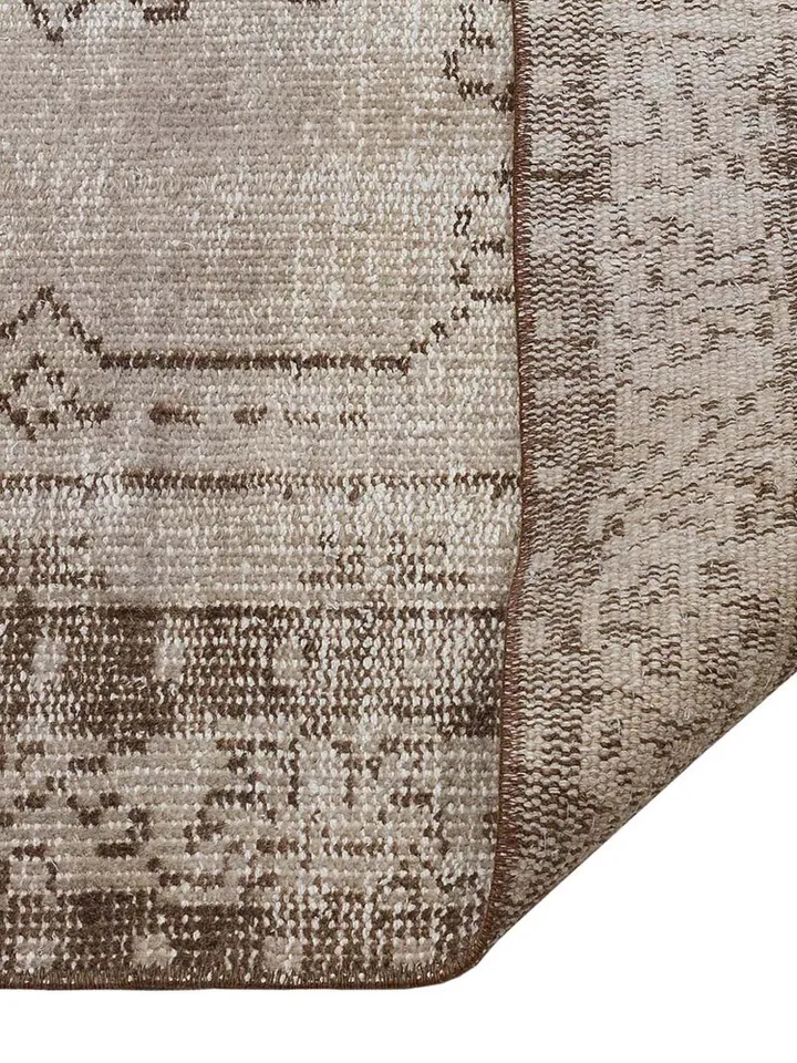 RugRevive: Vintage Turkish Carpet - 166x280 cm, Handmade Gray Rug with a Tale of Beauty & History.
