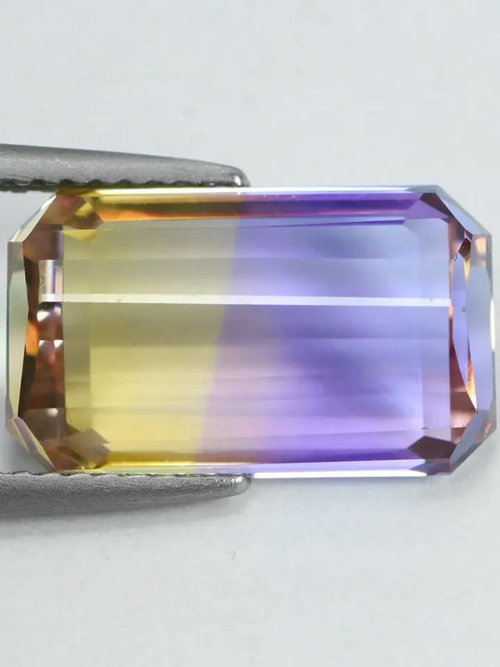 6.43 CT Wonderful ! Bi Color Purple & Golden Yellow Unheated 100% Natural Ametrine