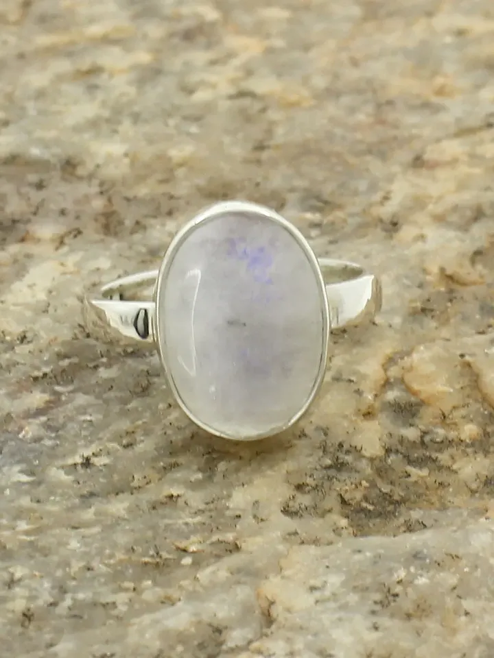 Natural Rainbow Moonstone Ring, Oval Cut Moonstone Ring, 925 Sterling Silver Ring, Midi Ring, Birthstone Ring, Moonstone Jewelry