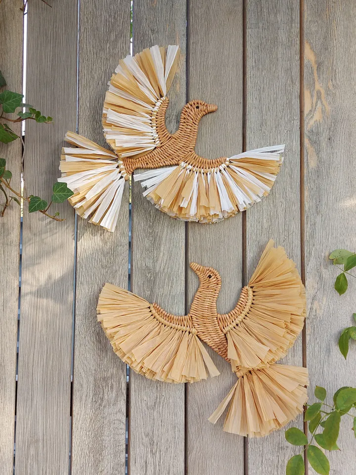 Two birds for wall decor. Wicker birds handmade wiht raffia. Gift for her.
