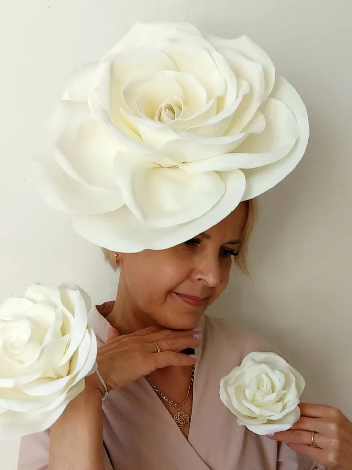 Large roses fascinator, wedding set of 3 white roses: headband, bracelet, brooch, bridesmaids in one style, Big flowers hair pin